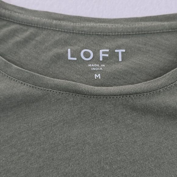 LOFT -1671 Short Eyelet Sleeve Sage Green‎ Top Medium - Picture 2 of 7